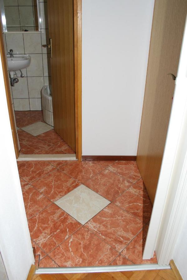 Apartments And Rooms By The Sea Zaostrog, Makarska - 2661 Экстерьер фото